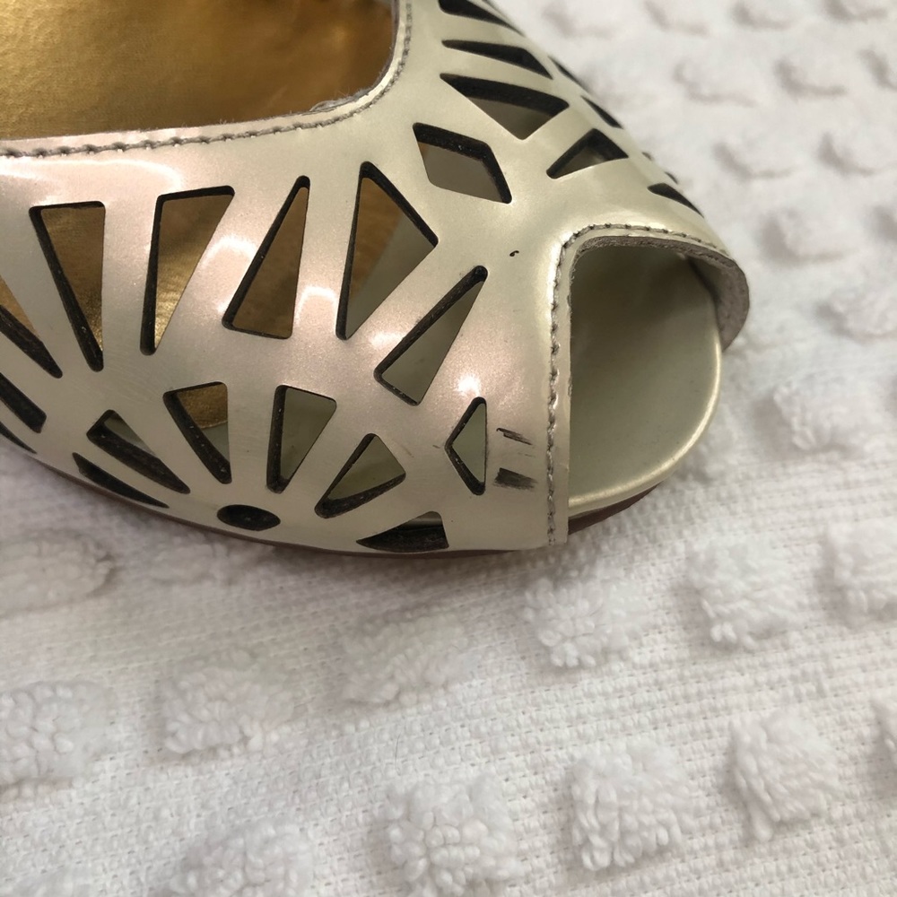 Vince Camuto Candy Sling Back Heels - Picture 11 of 15